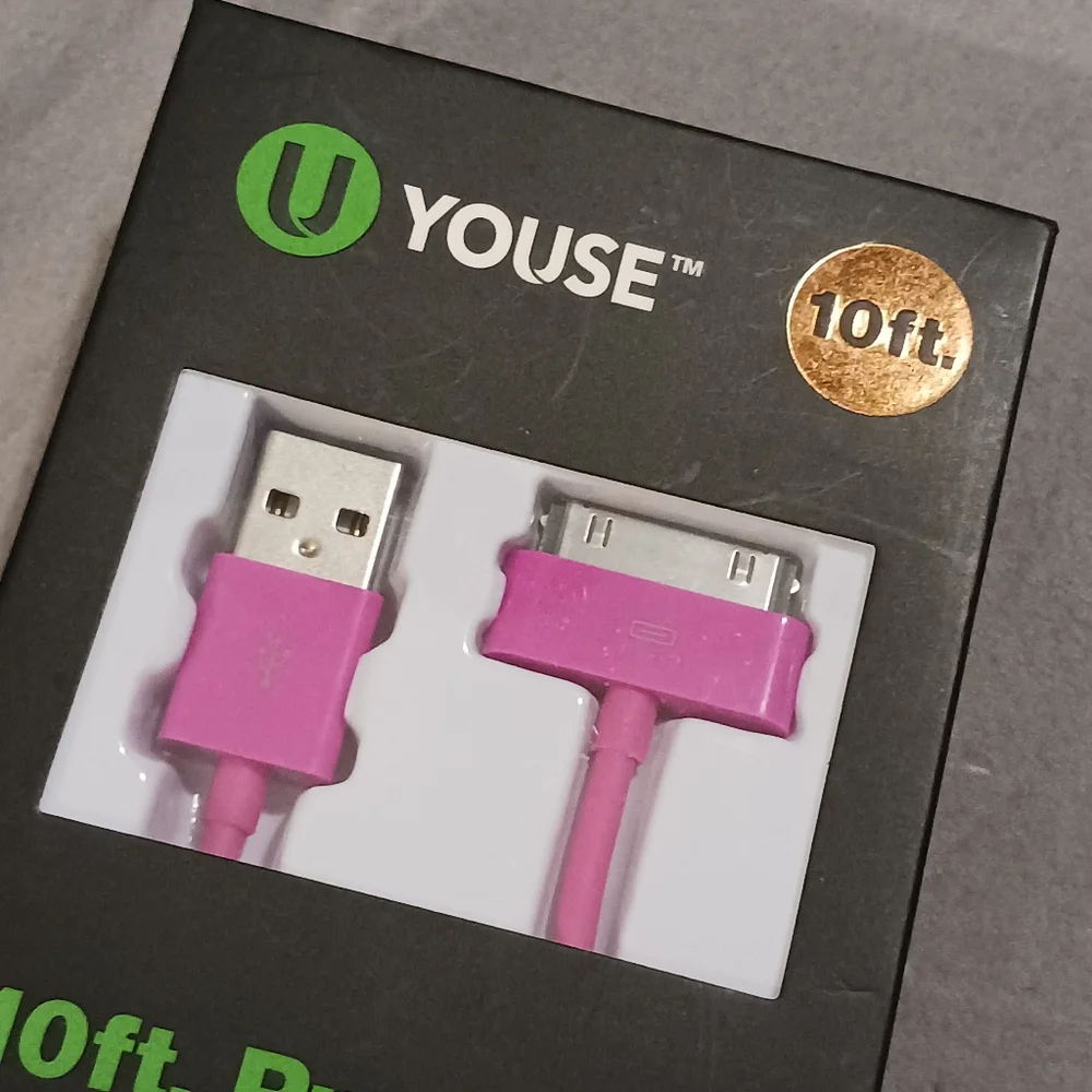 NWT!! YOUSE 10FT PREMIUM 30-PIN CABLE